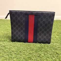 Gucci GG Supreme Web Pouch