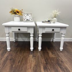 End Table/Nightstand Set
