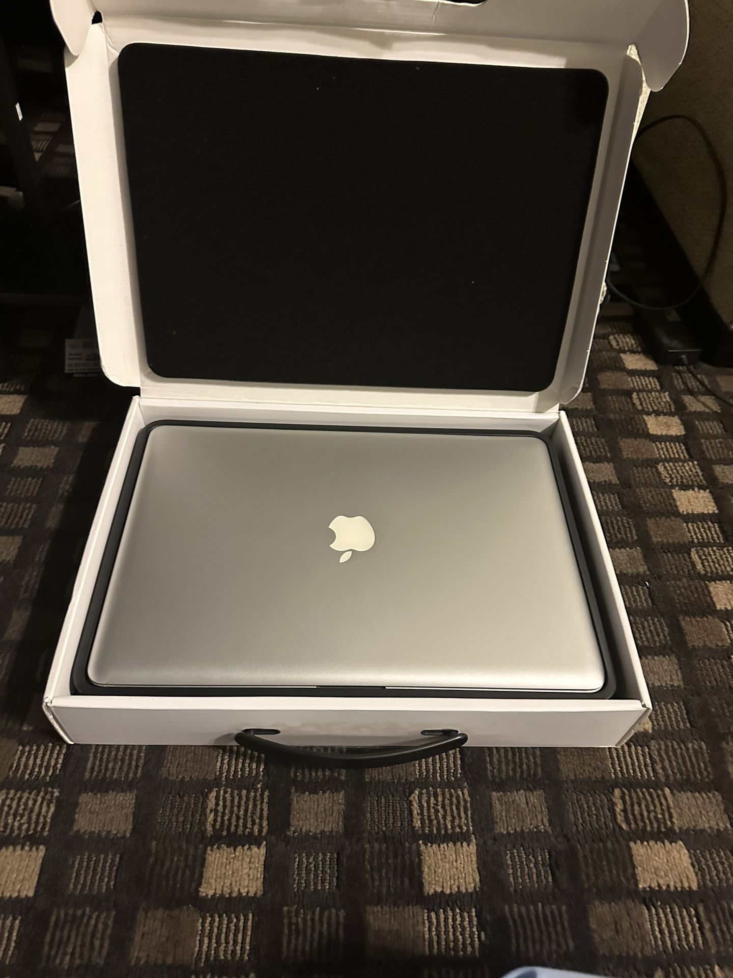 Apple MacBook 15’’ Pro 2008
