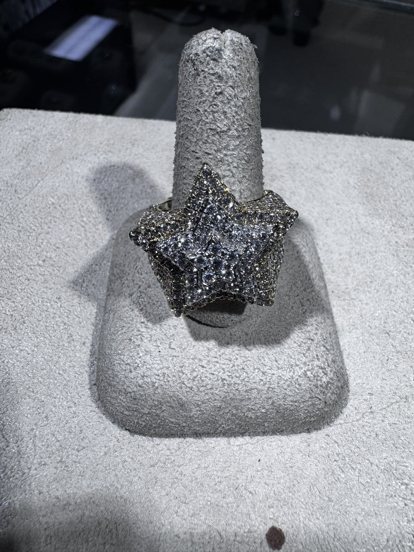 14k 6 Carat Diamonds Mens Star Ring