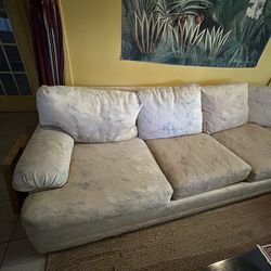 Couch With Pull Our Bed