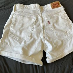 Levi White Jeans Size 29