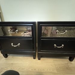 Black with Mirrored Nightstands