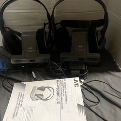 Lot Of 2 JVC HA-W600RF Wireless FM 900MHz Cordless Headphones with Base - TESTED