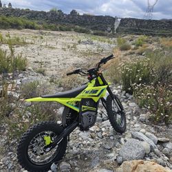 Valtinsu Em5 Pro Electric Dirtbike 50mph