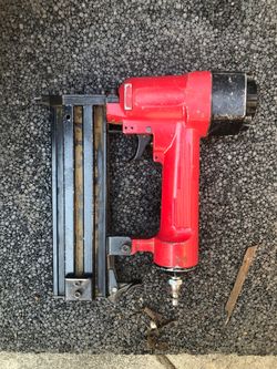 Pin nailer