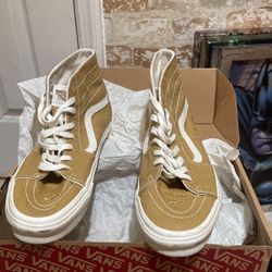 Vans High Top 
