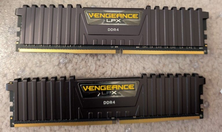 Computer Parts- CPU Cooler & 32GB Corsair RAM