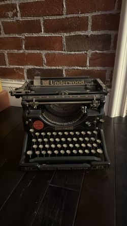 Original Underwood Typewriter