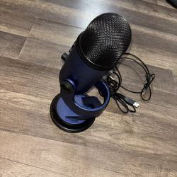 Blue Yeti USB Microphone 