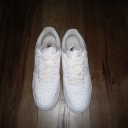 White Nike Size 10 
