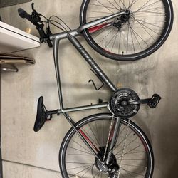 🚨 FIRE SALE! Specialized Sirrus 3.0 (2020) - SIZE LARGE - Ridden Once! HYDRAULIC DISCS - $699 FIRM 🚨