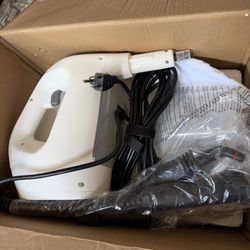 Handheld Steam Cleaner – Multi-Attachment Kit – Like New 🔥