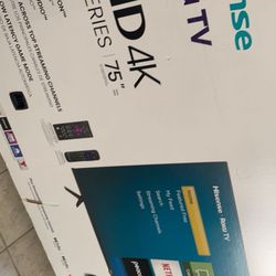 75” TV  Hisense Roku Smart TV