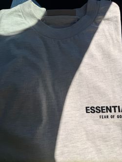 Essentials T-shirt  SIZE XS
