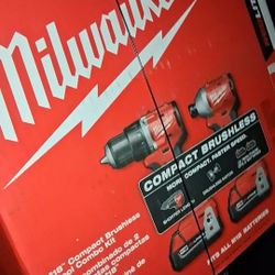 Milwaukee  M18 Compact Brushless 2 Tool 