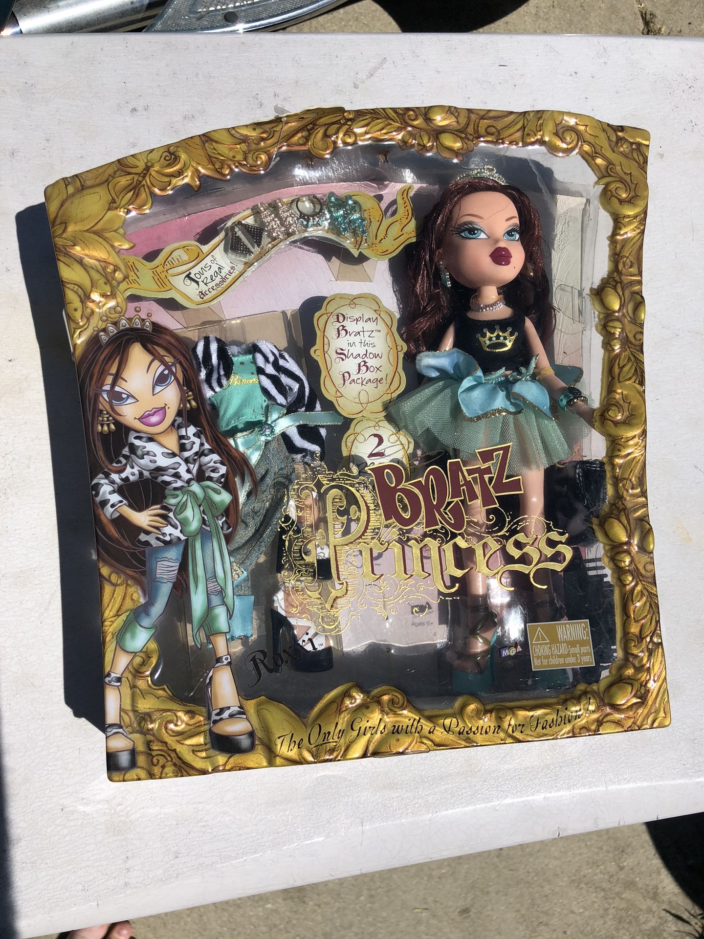 Bratz Princess Roxxi