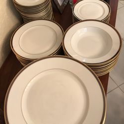 Plates. Heinrich Gold Rim 