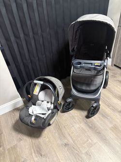 Chicco Bravo Travel System Stroller and Car Seat