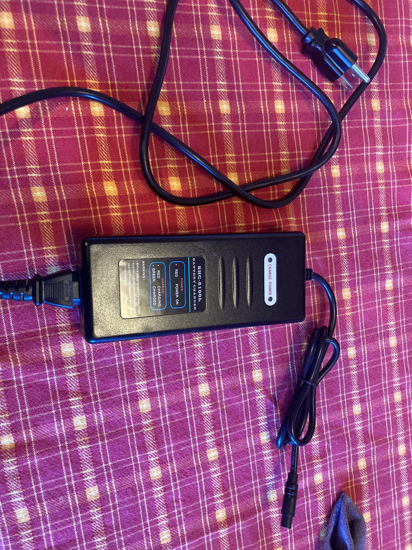 E Bike Battery Charger SHC-8100L