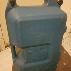 Clean Water Container Jag 6 Gallon $16 have 6 to Sell