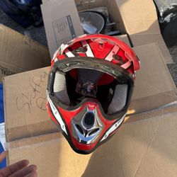 Kids Medium Motorcycle Helmet