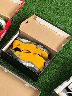 Air Jordan 14 Retro Yellow