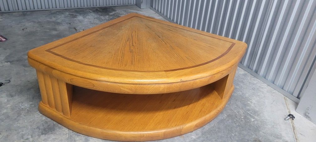 Coffee/couch Table