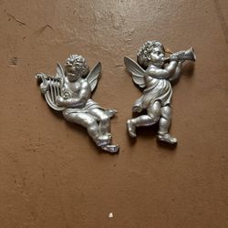Wall Decorations.  2 Angel's. 