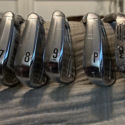 Srixon ZXi7, Cleveland wedge set-NEW