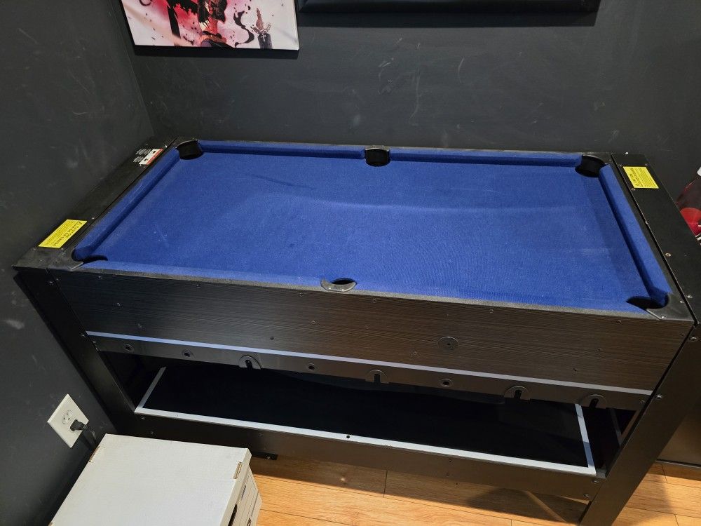 Pool Table , 4 In One Game Table 