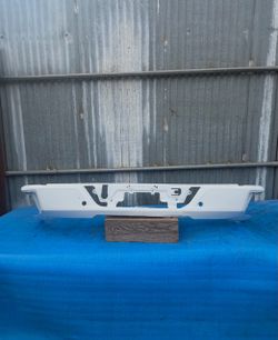 2023 2024 2025 2026 Chevrolet Colorado / GMC Canyon Rear Bumper White OEM (ORIGINAL)