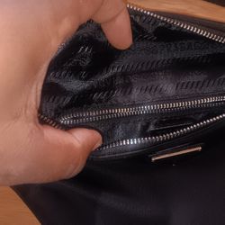 PRADA MENS RE-NYLON  & SAFFIANO LEATHER BAG 