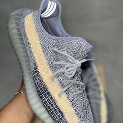 adidas Yeezy Boost 350 V2 Ash Blue