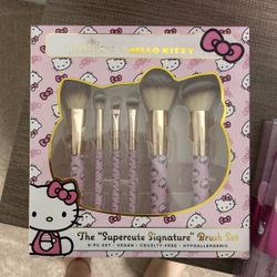 Hello kitty brushes 