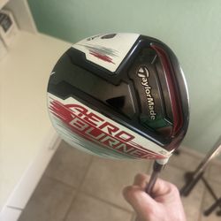 TaylorMade AeroBurner Driver 10.5° Graphite Shaft