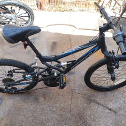 Hyper Shocker 20 Inch Tires Kid's Bike 