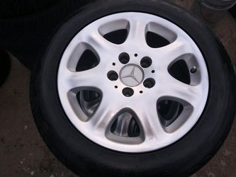 16” Mercedes Factory Alloy Wheels with Toyo Tires “Like New “