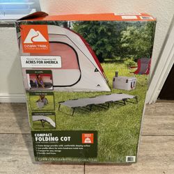 Compact Folding Coat 