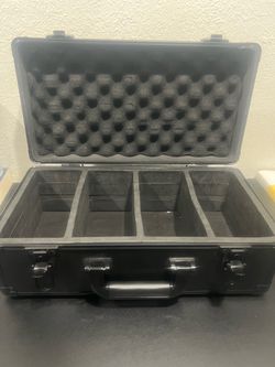 VEVOR STORAGE CASE FOR SPORTS CARDS HOLD MORE THAN 40 SLABS IF NOT MORE ASKING 60 OBO PAID 120