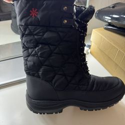 Women’s Snow Boots Size 12