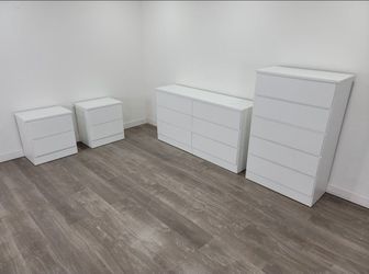 Dresser,  Chest And 2 Nightstands - Cómoda,  Gavetero Y 2 Mesitas de noche