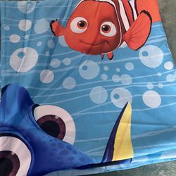 Disney  Nemo Curtain