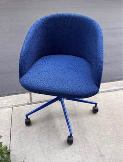 Crate & Barrel Finch Desk Chair in Cobalt Blue