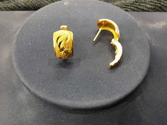 Hoop Earrings - Yellow Gold 22k (.917) 3.4 grams