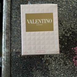 Valentino Donna Women Perfume $120