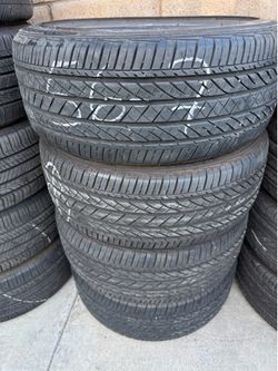 235/45r18 Bridgestone tires en excelentes Conditiones de Vida las 4