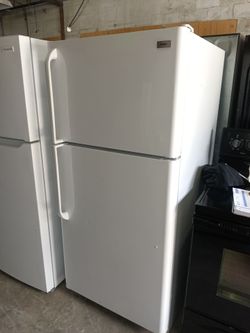 Haier top and bottom refrigerator 📌📌 works good 💯