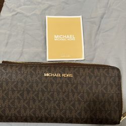 Michael Knots Wallet