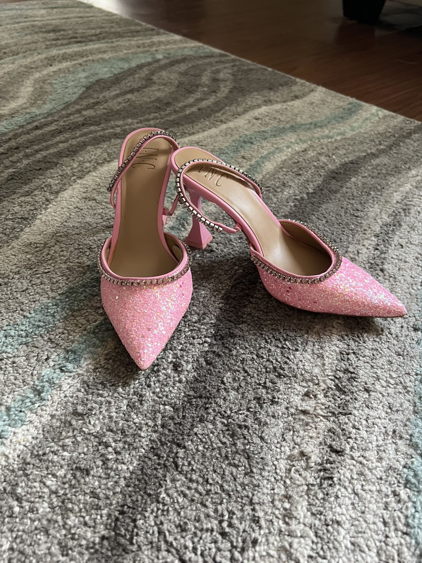 Sparkly Pink Shoes - Size 6.5